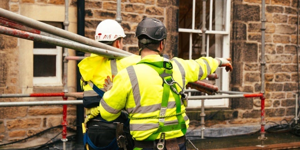 Weather Impact on Scaffolding Projects in Scotland