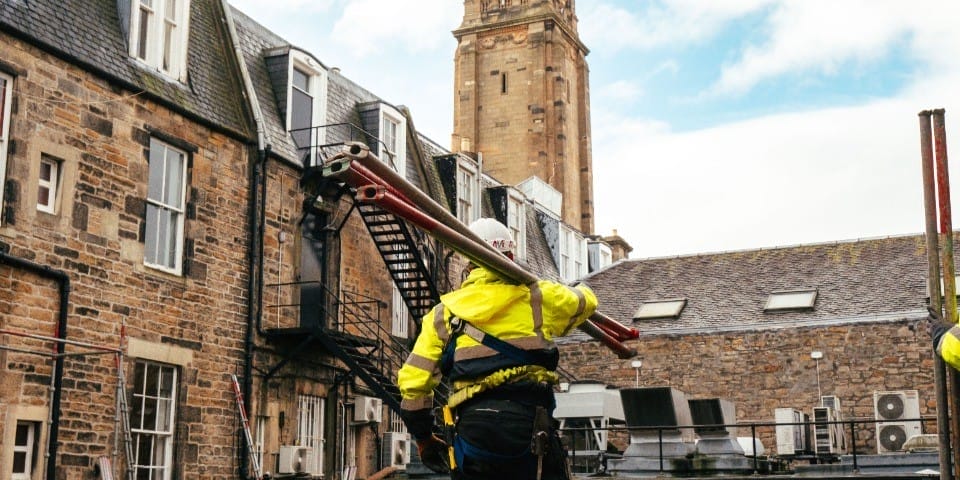 5 Key Differences Between Residential and Commercial Scaffolding